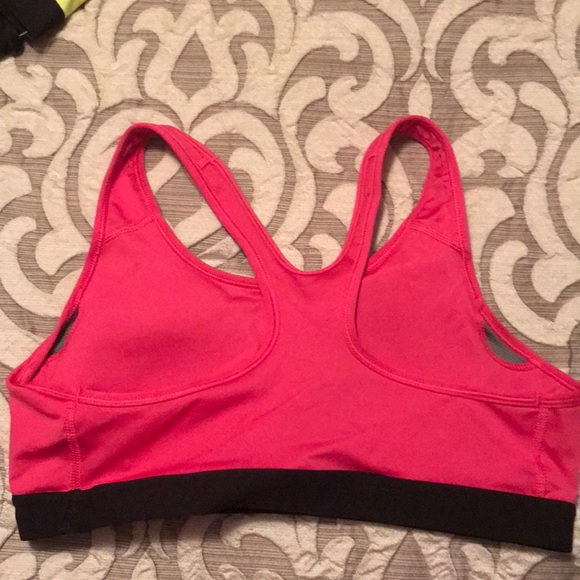 Nike sports bra - Picture 2 of 2
